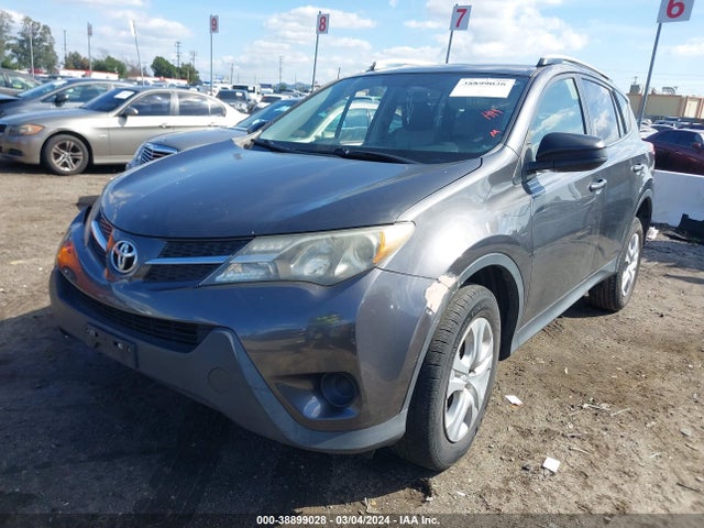 Toyota RAV4 LE 2014 JTMZFREV1EJ021990 Image 2
