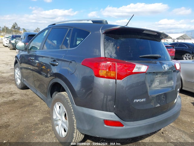 Toyota RAV4 LE 2014 JTMZFREV1EJ021990 Image 3