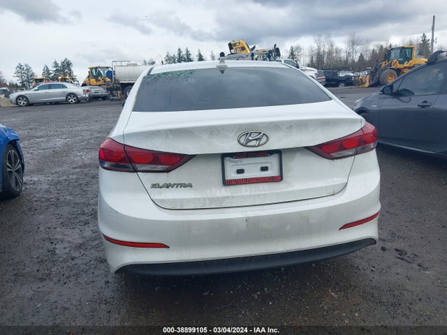 Hyundai ELANTRA SEL 2018 5NPD84LF7JH259087 Image 16
