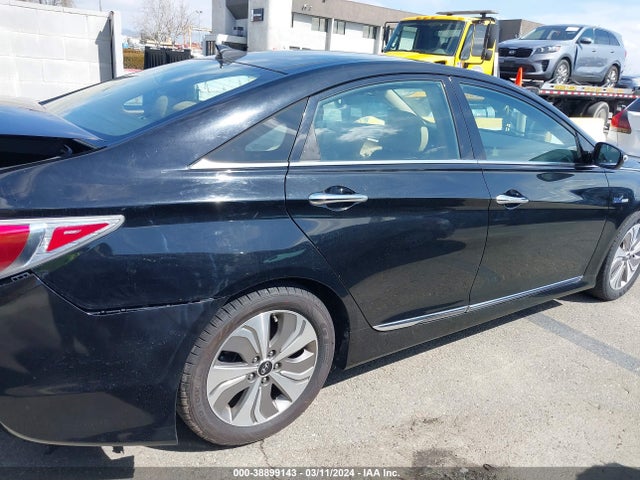 Hyundai Sonata Hybrid Limited 2015 KMHEC4A45FA135642 Image 13