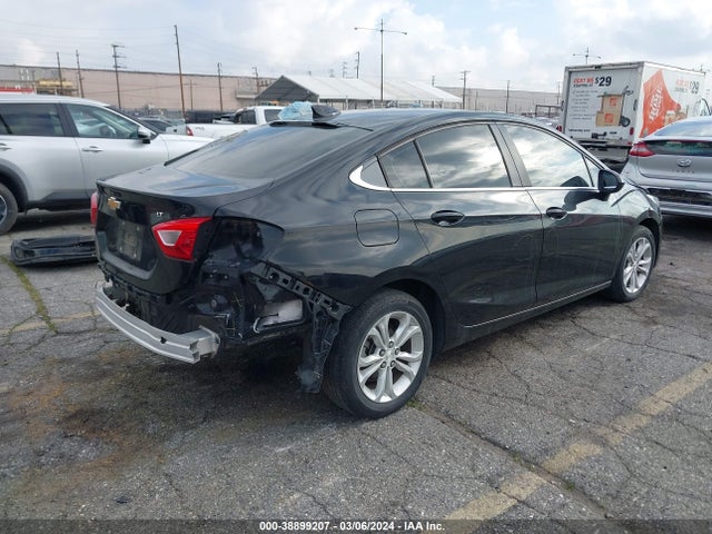 Chevrolet CRUZE LT 2019 1G1BE5SM8K7144468 Image 4