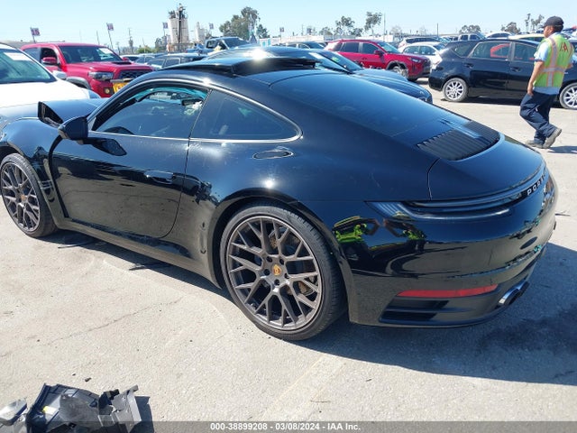 2022 PORSCHE 911 WP0AA2A98NS206463 Photo 2