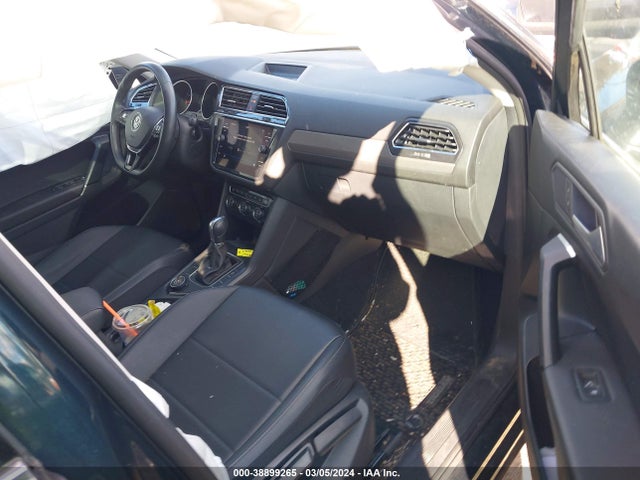 3VV2B7AXXKM201364 Volkswagen Tiguan 2.0t Se/2.0t Sel/2.0t Sel R-line/2.0t Sel R-line Black