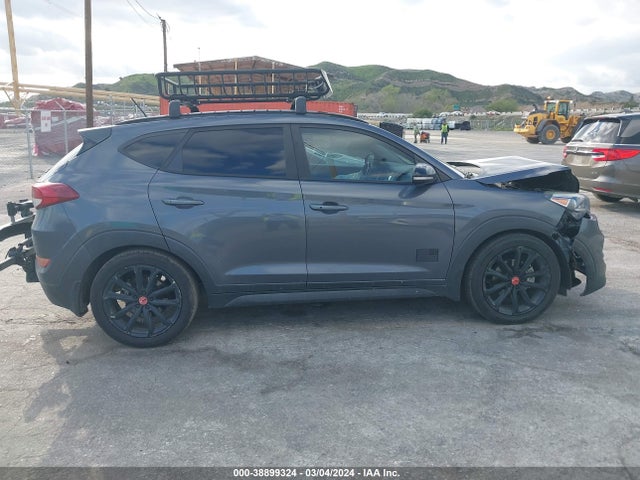 Hyundai Tucson Night 2017 KM8J33A22HU491958 Image 13