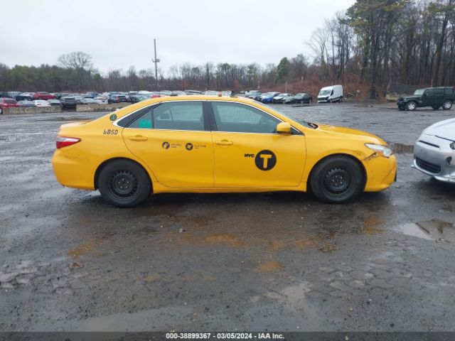 4T1BD1FK5FU159783 Toyota Camry Hybrid Le