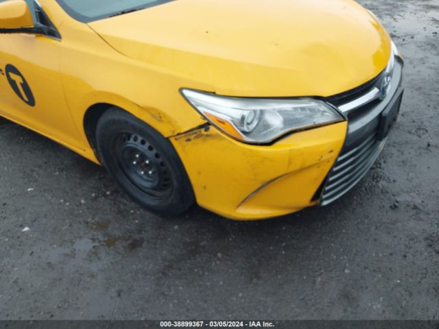 4T1BD1FK5FU159783 Toyota Camry Hybrid Le
