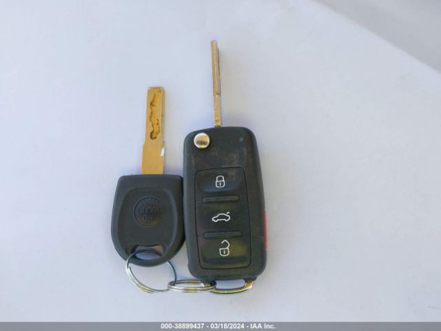 1VWBV7A36FC053916 Volkswagen Passat 2.0l Tdi Se