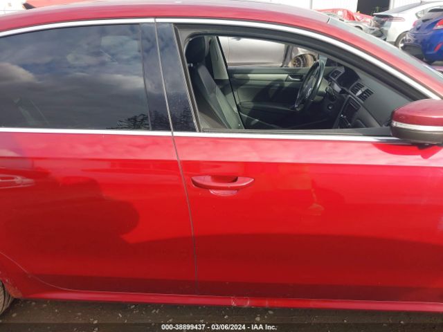 1VWBV7A36FC053916 Volkswagen Passat 2.0l Tdi Se