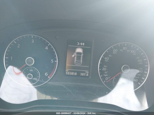 1VWBV7A36FC053916 Volkswagen Passat 2.0l Tdi Se