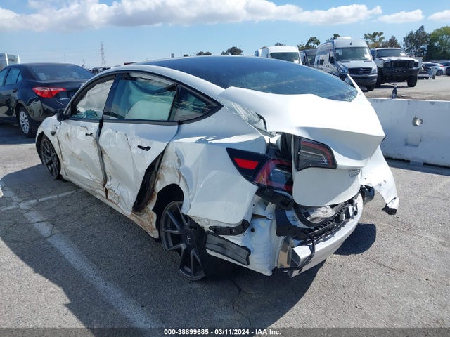 Tesla Model 3 Standard Range Plus Rear-wheel Drive 2021 5YJ3E1EA4MF961732 Image 3