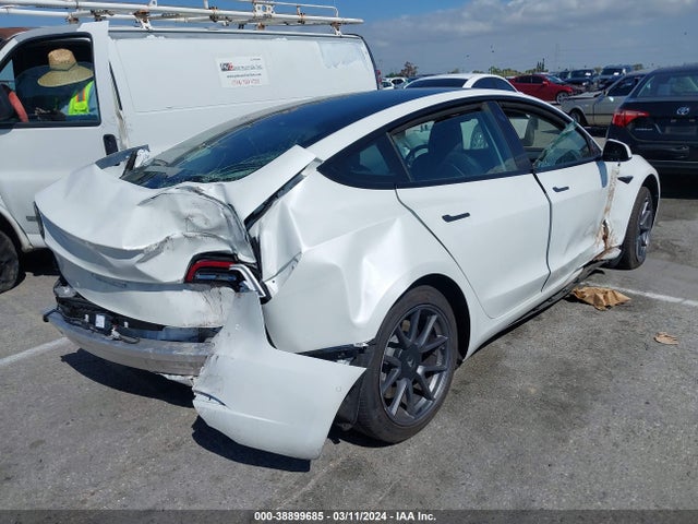Tesla Model 3 Standard Range Plus Rear-wheel Drive 2021 5YJ3E1EA4MF961732 Image 4