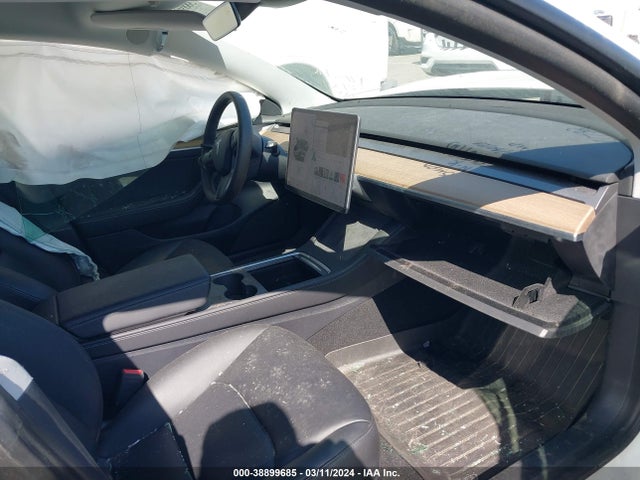 Tesla Model 3 Standard Range Plus Rear-wheel Drive 2021 5YJ3E1EA4MF961732 Image 5