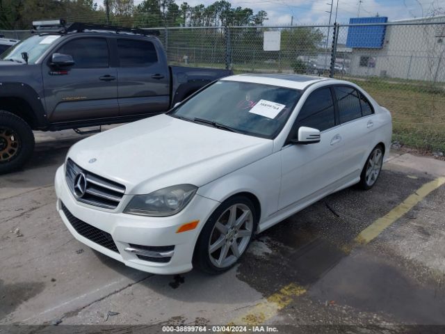 WDDGF4HB7EA961325 Mercedes-Benz C 250 Luxury/sport