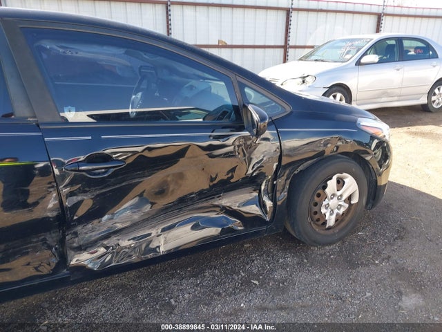 KIA FORTE LX 2017 3KPFL4A73HE006771 Image 17