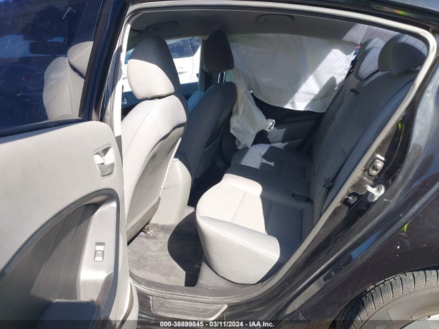 KIA FORTE LX 2017 3KPFL4A73HE006771 Image 8