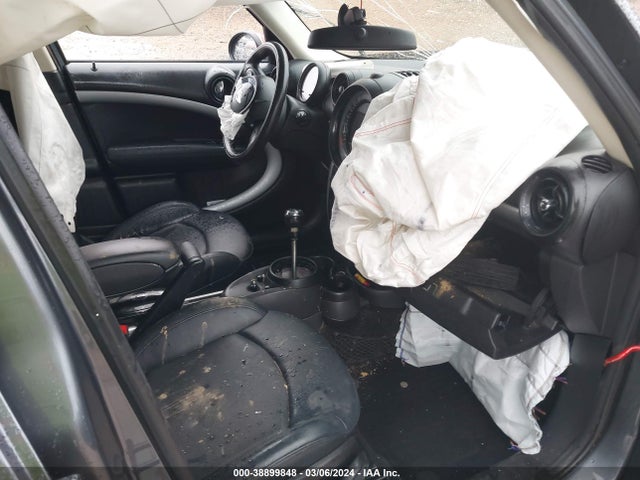 2016 MINI COUNTRYMAN WMWZC3C53GWP53288 Photo 4