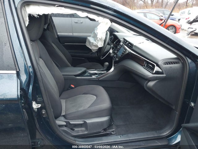 Toyota CAMRY LE 2020 4T1C11AK9LU985651 Image 5