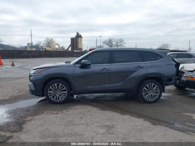5TDFZRBH9NS256939 Toyota Highlander Platinum