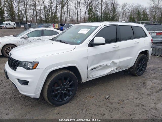 1C4RJFAG2JC249693 Jeep Grand Cherokee Altitude 4x4