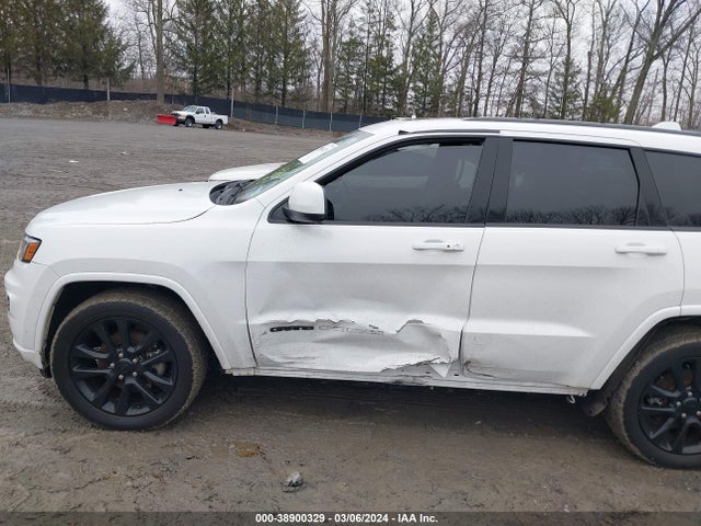 1C4RJFAG2JC249693 Jeep Grand Cherokee Altitude 4x4