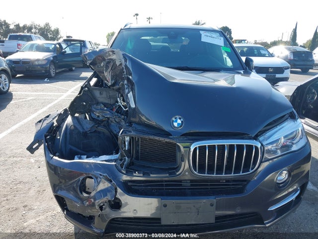 BMW X5 2017 5UXKR0C38H0V72075 Image 25