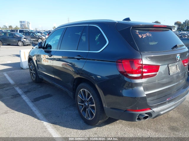 BMW X5 2017 5UXKR0C38H0V72075 Image 16