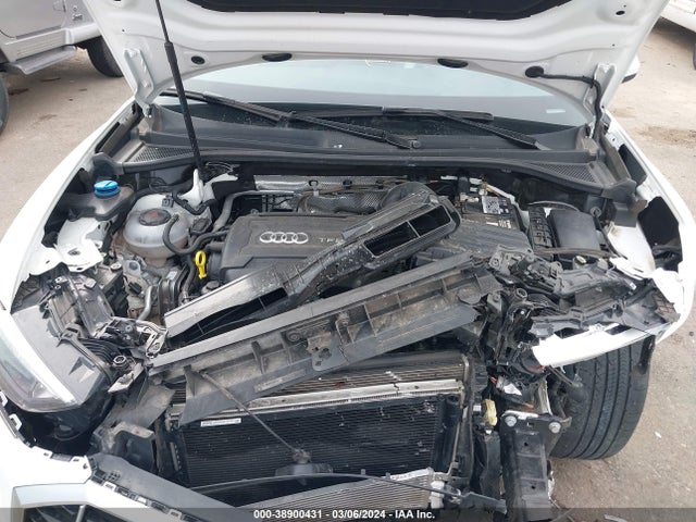WA1AECF33K1073797 Audi Q3 2.0t Premium