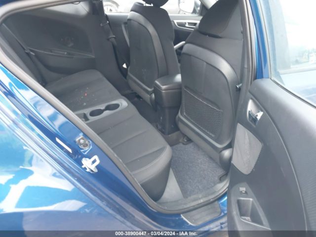 2016 HYUNDAI VELOSTER KMHTC6AD5GU281770 Photo 7