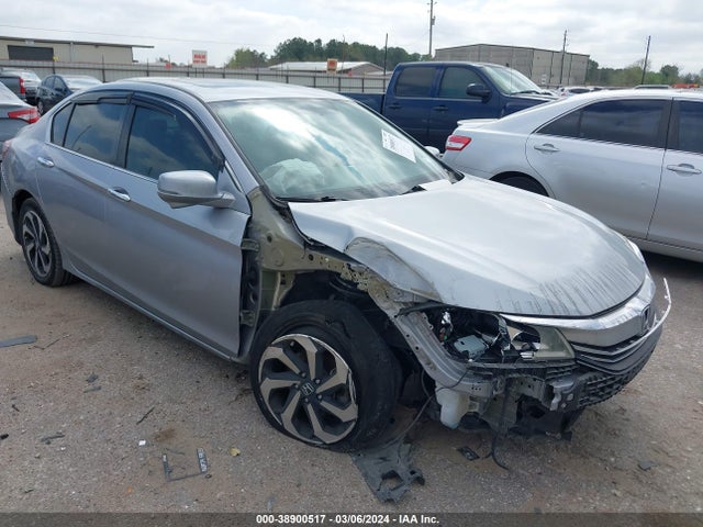 2016 1HGCR2F89GA060666 main image
