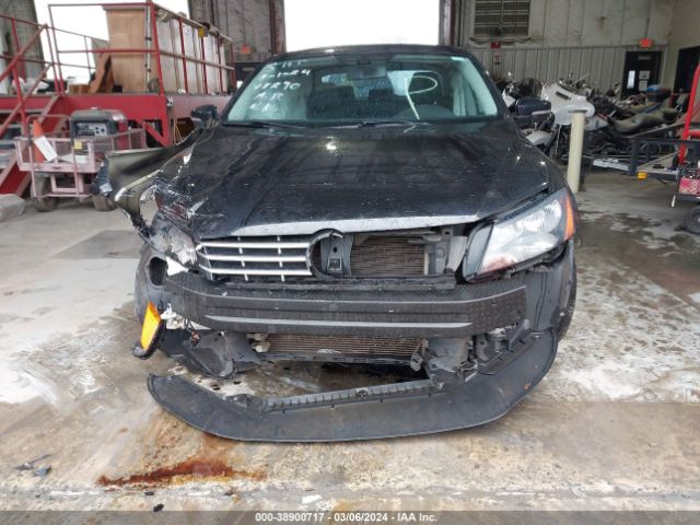 1VWBV7A30FC098270 Volkswagen Passat 2.0l Tdi Se