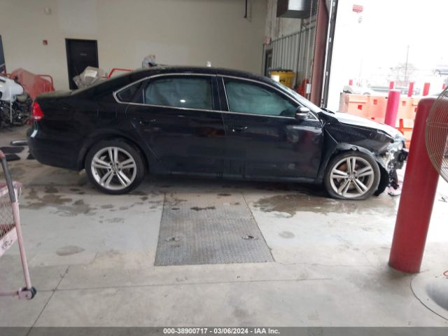 1VWBV7A30FC098270 Volkswagen Passat 2.0l Tdi Se