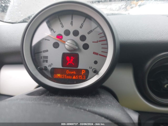 2008 MINI COOPER CLUBMAN WMWML33558TN68222 Photo 6