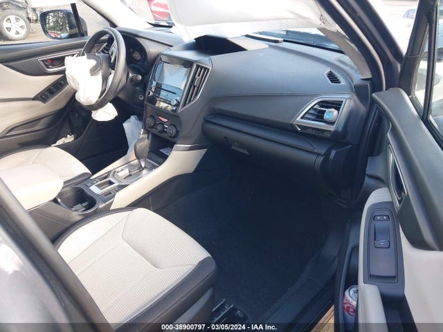 Subaru Forester 2023 JF2SKACC8PH412906 Image 5