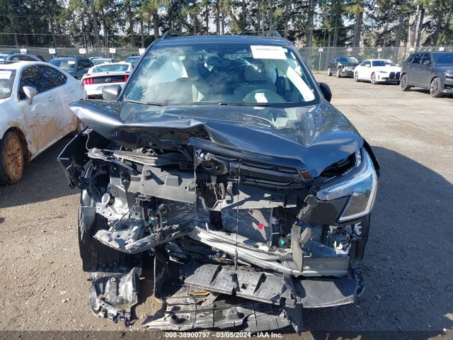Subaru Forester 2023 JF2SKACC8PH412906 Image 6