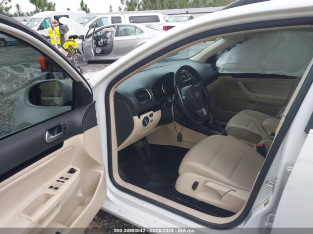 3VWPL7AJ1EM626826 Volkswagen Jetta Sportwagen 2.0l Tdi