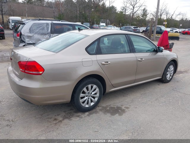 Aukcja sprzedaży 2015 Volkswagen Passat 1.8t Wolfsburg Edition, vin: 1VWAT7A36FC016575, numer aukcji: 38901032