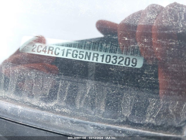 2C4RC1FG5NR103209 Chrysler Pacifica Touring