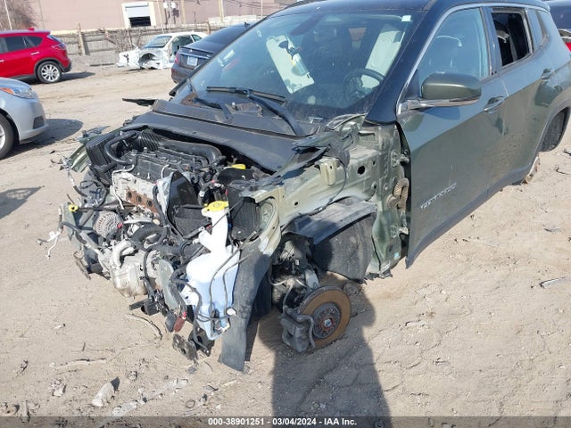 3C4NJDCB2LT142509 Jeep Compass Limited 4x4