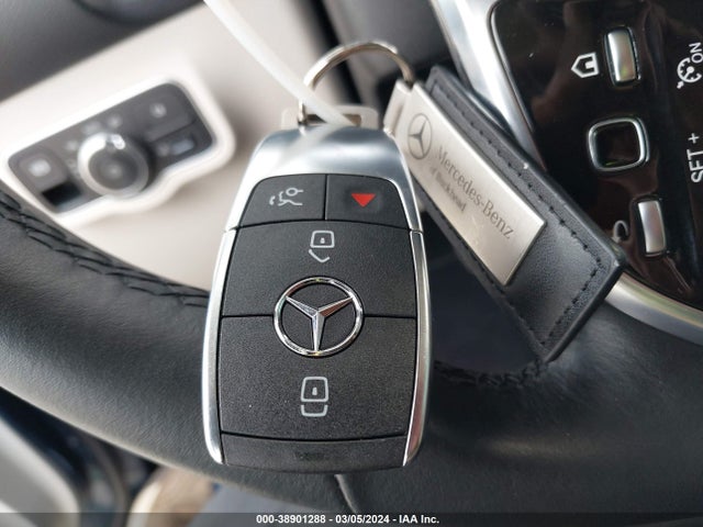 W1N9M0CB8PN044813 Mercedes-Benz Eqb 250 Suv