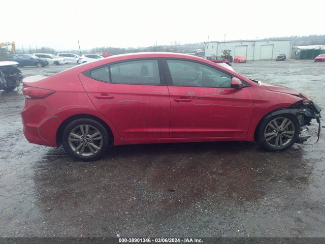 Hyundai ELANTRA SEL 2018 5NPD84LF6JH314029 Image 13