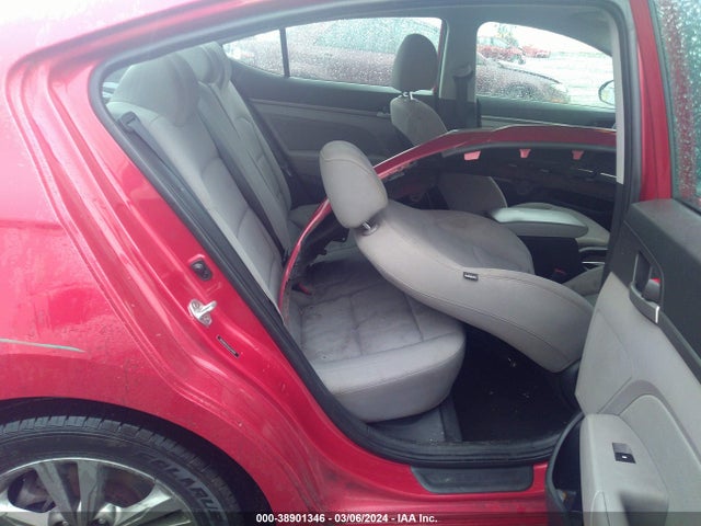 Hyundai ELANTRA SEL 2018 5NPD84LF6JH314029 Image 8