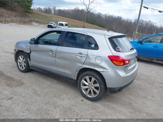 4A4AR3AU8EE015233 Mitsubishi Outlander Sport Es
