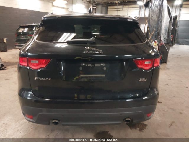 SADCJ2FXXKA355561 Jaguar F-pace 25t Premium