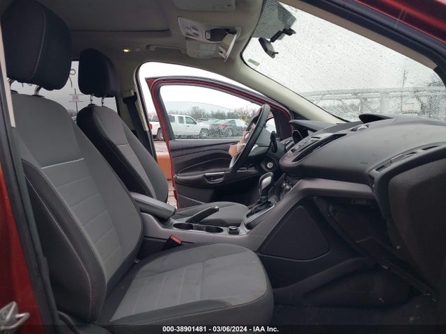 1FMCU0G93EUB06444 Ford ESCAPE SE