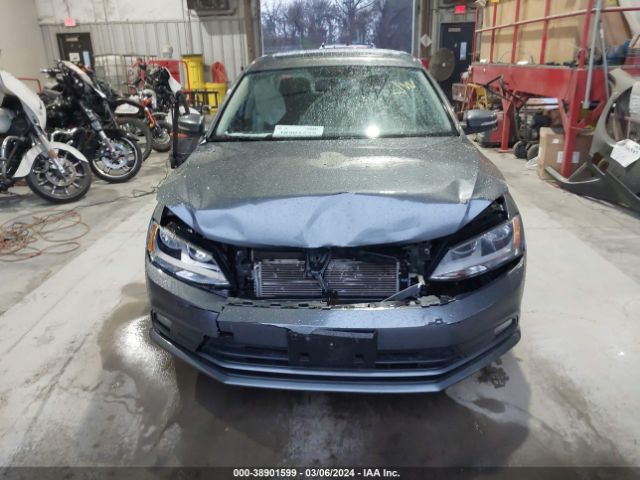 3VWD17AJ4FM283830 Volkswagen Jetta 1.8t Se