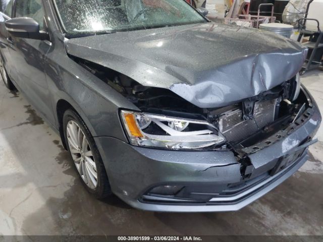 3VWD17AJ4FM283830 Volkswagen Jetta 1.8t Se