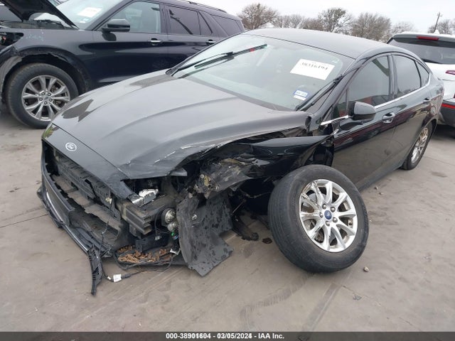 Ford FUSION S 2016 3FA6P0G71GR354876 Image 2