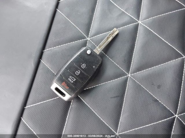 5XXGM4A74FG465393 KIA Optima Lx