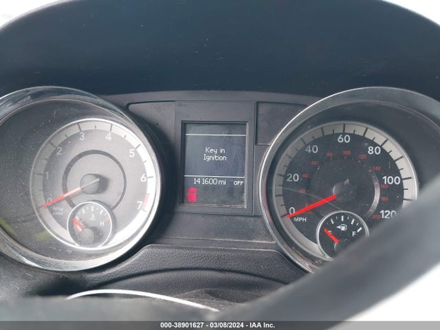 2012 DODGE GRAND CARAVAN CREW VIN: 2C4RDGDG2CR258302