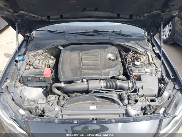 2018 JAGUAR XF SAJBF4FX5JCY69018 Photo 9